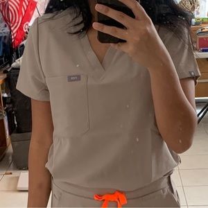 FIGS XS Boulder Catarina - 1 Pocket Scrub Top